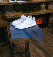 Herren Schuhe - HOGAN H-TV - Gr. 8,5 / 42,5 NP 420€ Sneakers Berlin - Reinickendorf Vorschau