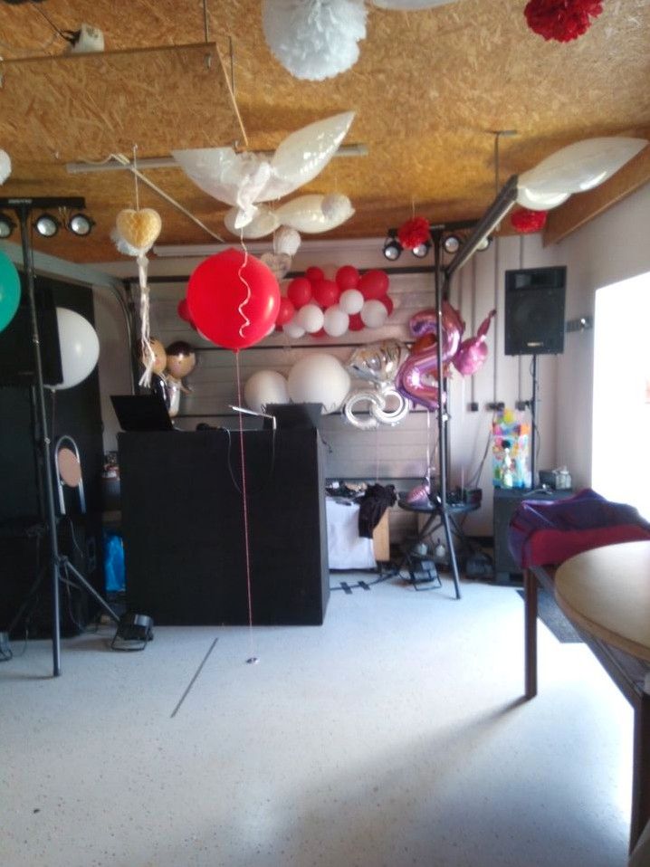 Party-Event und Hochzeits-DJ aus NB auch mit FOTOBOX in Neubrandenburg