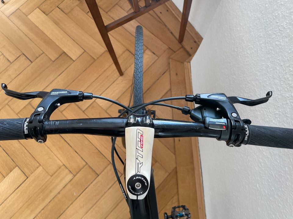 Specialized Ruby Carbon, 8,2kg, Rennrad/Cityrad, Flatbar in München