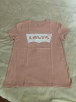 Levis Tshirt altrosa Größe s/m wie neu Nordrhein-Westfalen - Höxter Vorschau