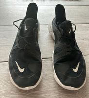 Nike Free 5.0 super gut erhalten Gr. 46 schwarz Schleswig-Holstein - Handewitt Vorschau