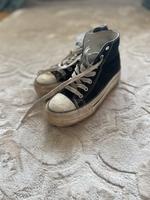 Getragene Lieblings-Sneaker – Größe 39 Bayern - Karlsfeld Vorschau