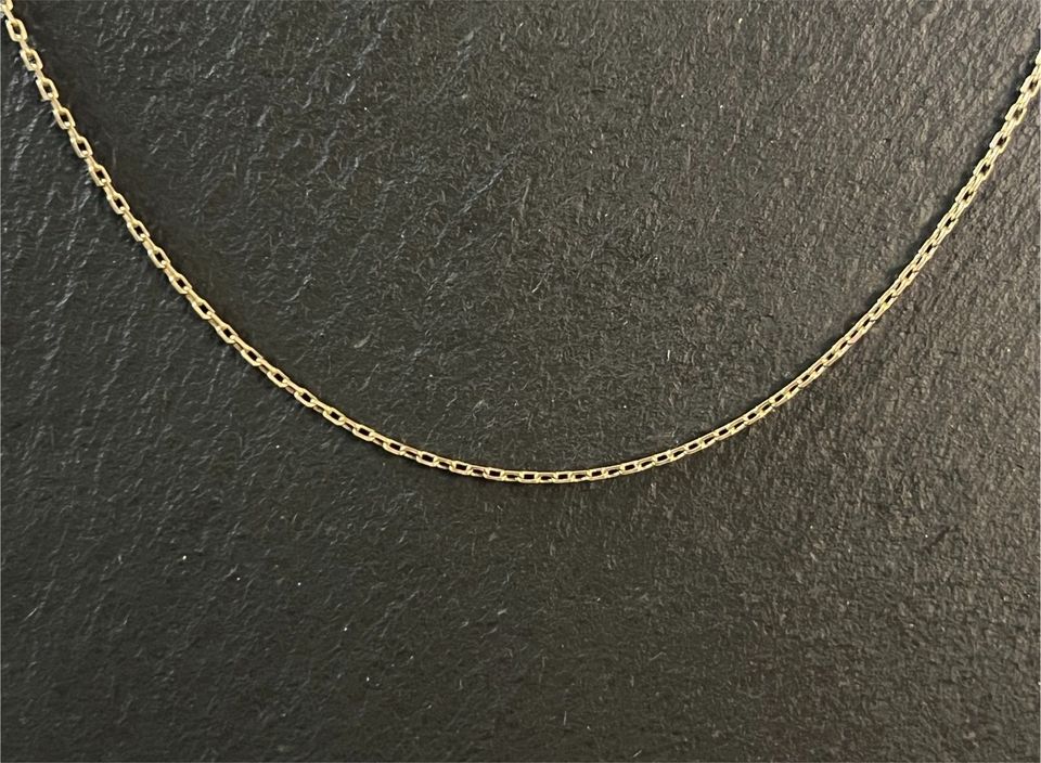 Kette / 333 (8ct.) Gelbgold / Goldkette / Goldschmuck/ T1861 in Berlin