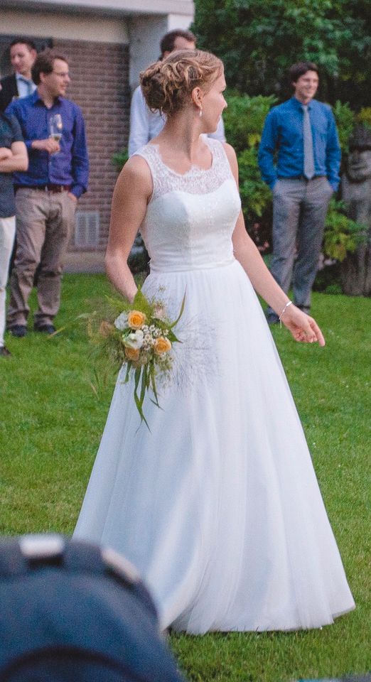 Hochzeitskleid Lilly Größe 38 Brautkleid in Berlin