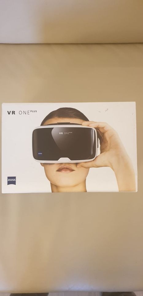 VR Brille "VR-One Plus" von Zeiss - NEU! in Rheinstetten