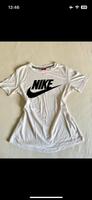 Weißes Nike T-Shirt S Hessen - Marburg Vorschau
