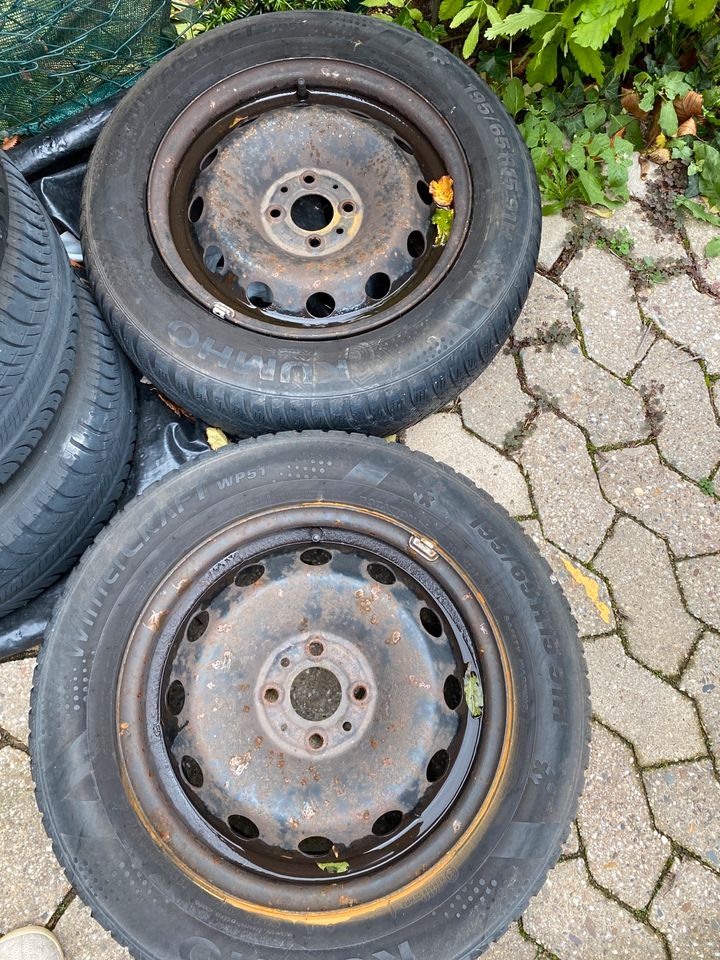 2 Winterreifen Kumho 195/65 R15 in Niederdürenbach