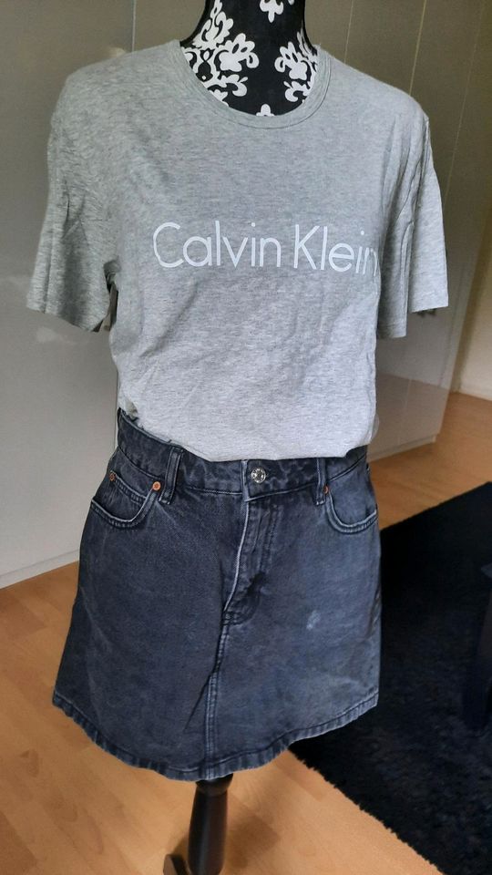 Neu Calvin Klein T-Shirt Gr. M 38 grau in Hildesheim
