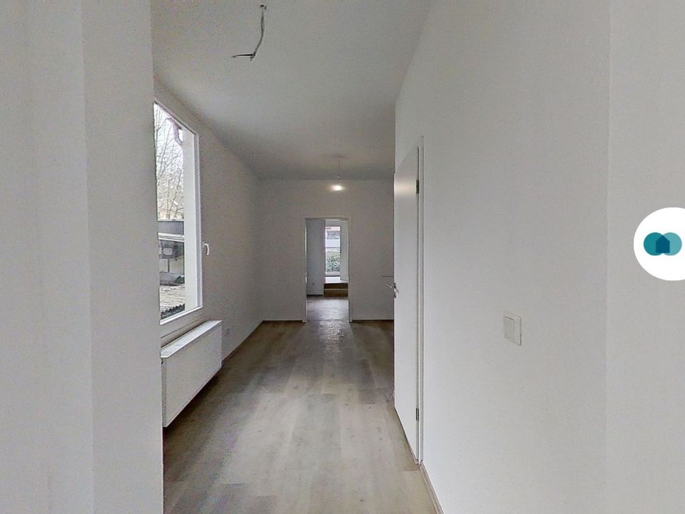 ++Tageslichtdurchflutete 2-Zimmer-Wohnung mit Extra-Zimmer im 1. OG++ in Wuppertal