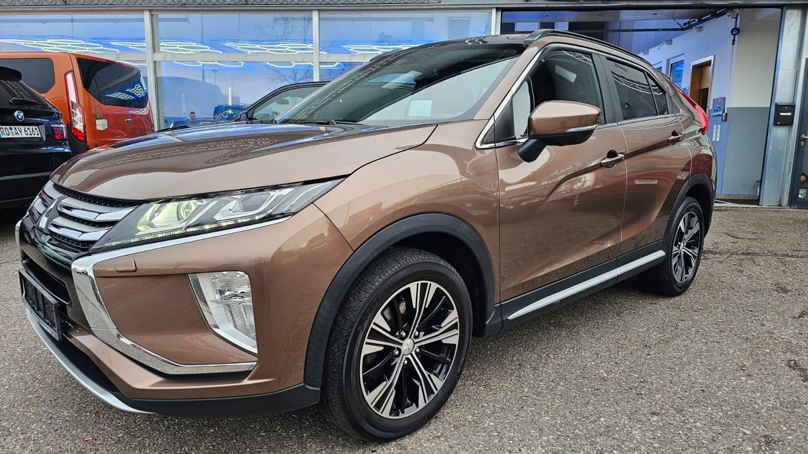 Abbildung des Autos Mitsubishi Eclipse Cross…
