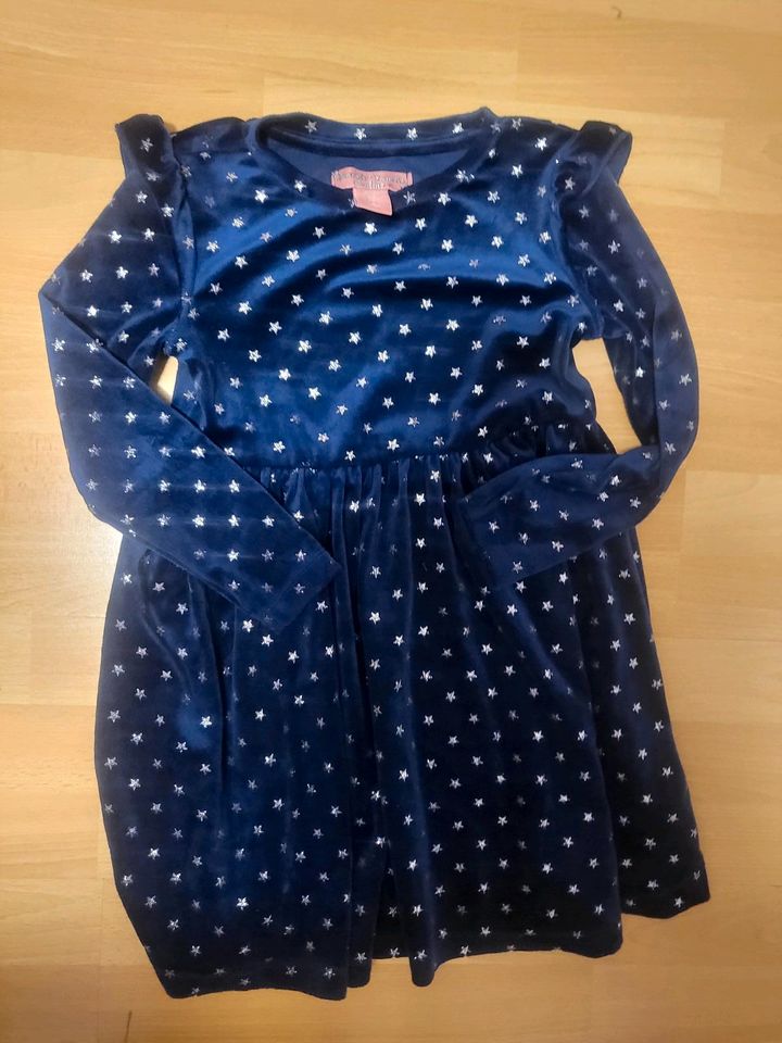 Schick kleid von Sparkle Twinkle große 116 in Bad Oeynhausen