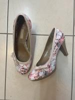 Pumps - Damenschuhe von Bugatti, Größe 39 in Apricot Hessen - Mühlheim am Main Vorschau
