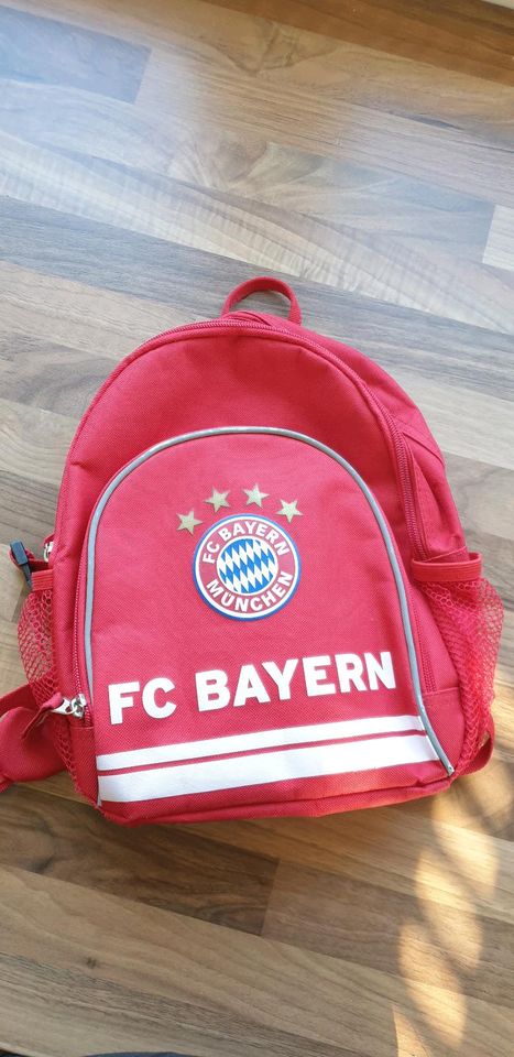 Kleiner Rucksack von FC-Bayern in Burgheim