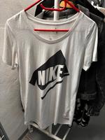 Nike T-Shirt Gr M Hessen - Habichtswald Vorschau