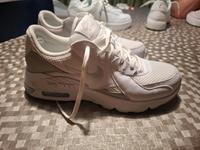 Damenschuh Nike Air Max  Weiß Größe 38 Sachsen - Bad Elster Vorschau