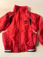 Rote Adidas-Jacke für Kinder Hessen - Breuberg Vorschau