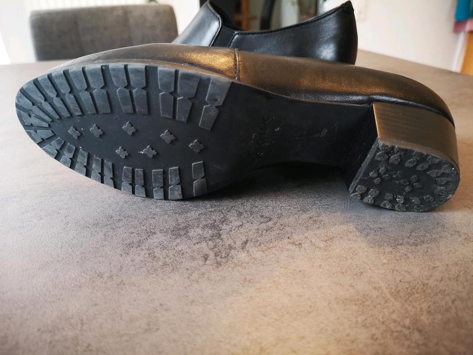 Halbschuhe, Marke Sioux,  Uniform Schuhe Flugbegleiter in Windhagen