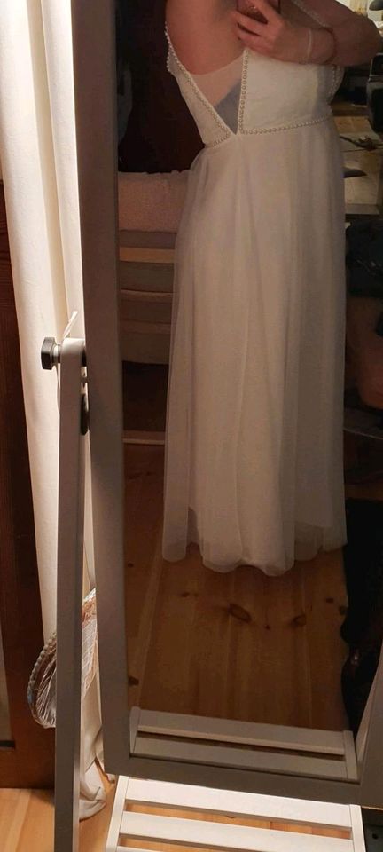 Brautkleid Hochzeitskleid weiß Gr. 44 ungetragen in Berlin