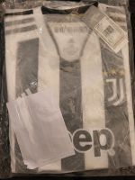 Adidas Juventus Turin Heim Trikot schwarz weiß Gr. M Neu und OVP Niedersachsen - Lüneburg Vorschau