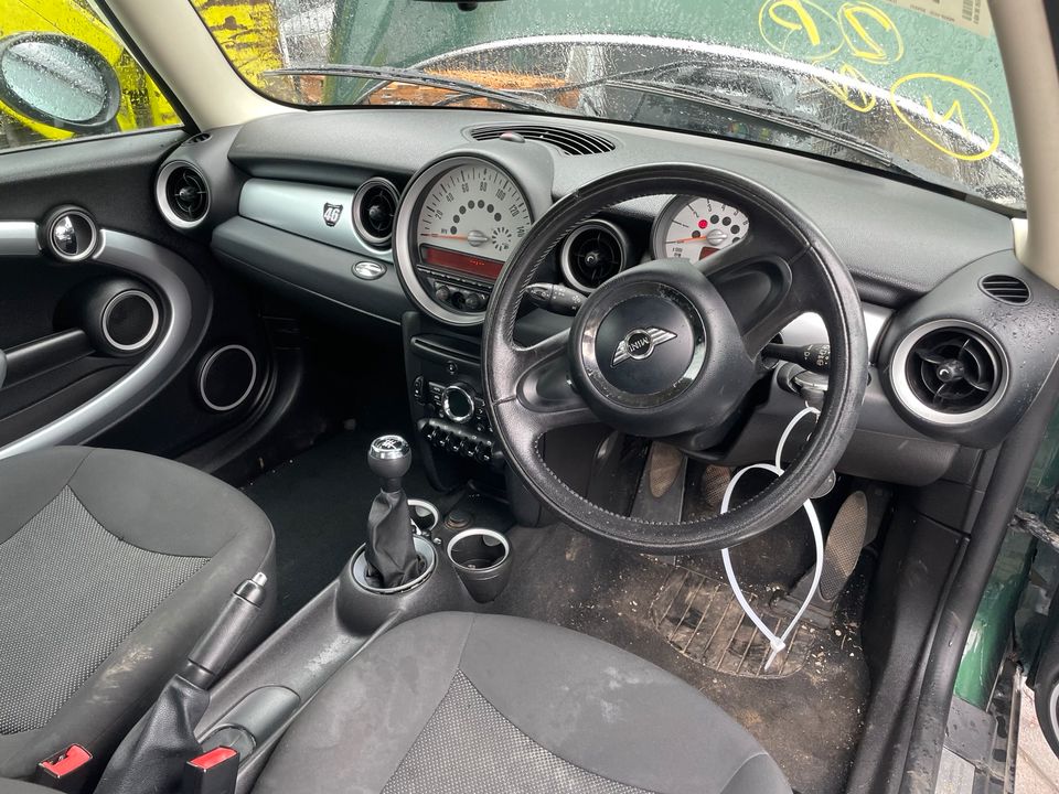 Schlachtfest Mini R56 R55 R57 Haube Stoßstange Tür Träger N16 in Bochum