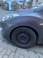 Hyundai Winterreifen mit Felgen zu verschenken Hessen - Weiterstadt Vorschau