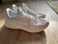 Nike Laufschuhe Lunar Skyelux 43 weiß Köln - Merkenich Vorschau