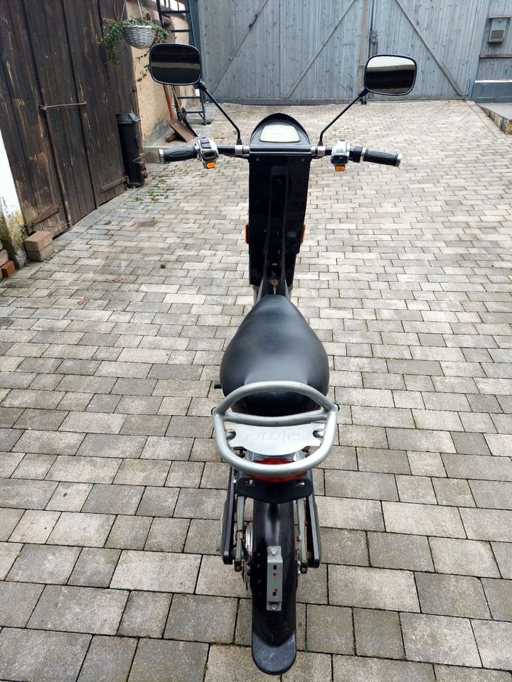 Elektroroller Qwic Cityroller E-Scooter in Karbach Unterfr.