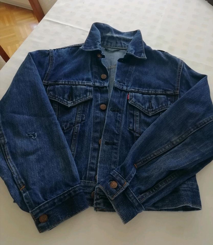 Jeans Jacke Levis in Dresden