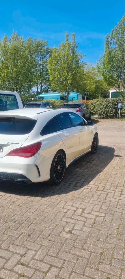 Mercedes-Benz CLA 45 AMG 4 MATIC SHOOTING BRAKE 2015 in Kevelaer