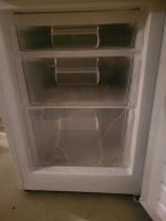 Kühlschrank voll funktionstüchtig aber etwas zerbrochen, trz gut Hannover - Vahrenwald-List Vorschau
