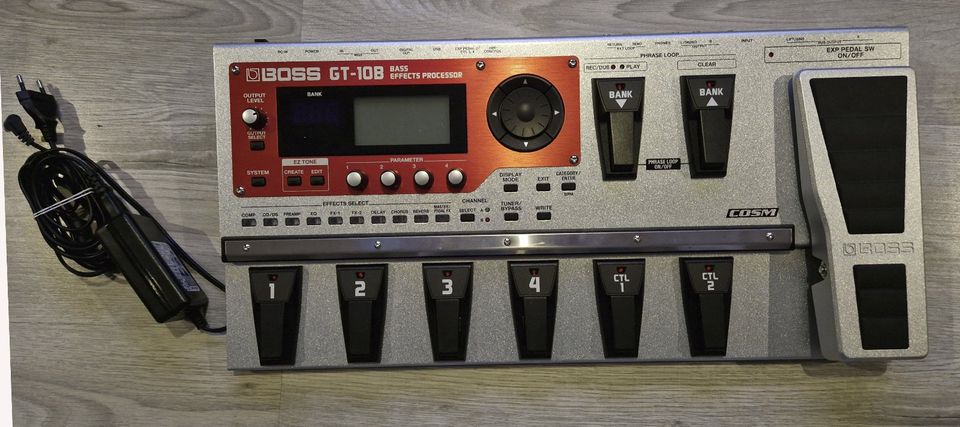 Boss - GT10B - Multieffektgerät für Bass in Hemmingen