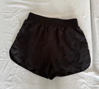 Schwarze Shorts von SHEIN Berlin - Reinickendorf Vorschau