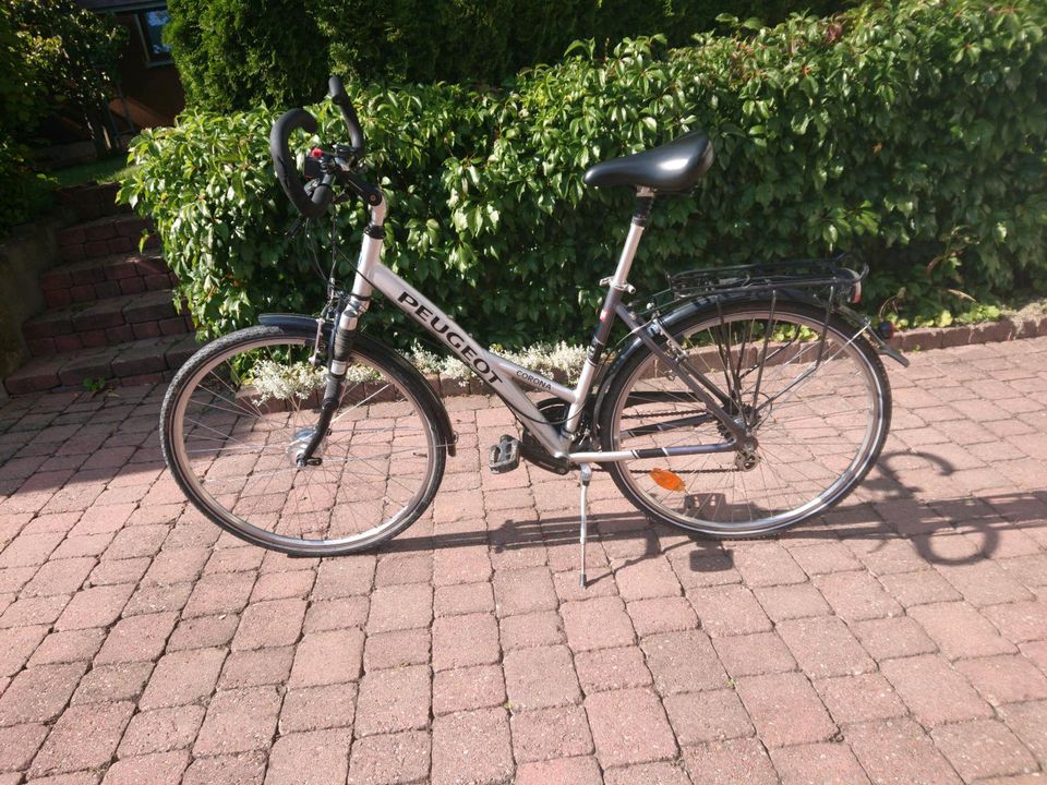 Herren- Fahrrad u Damen- Fahrrad in Eisenach