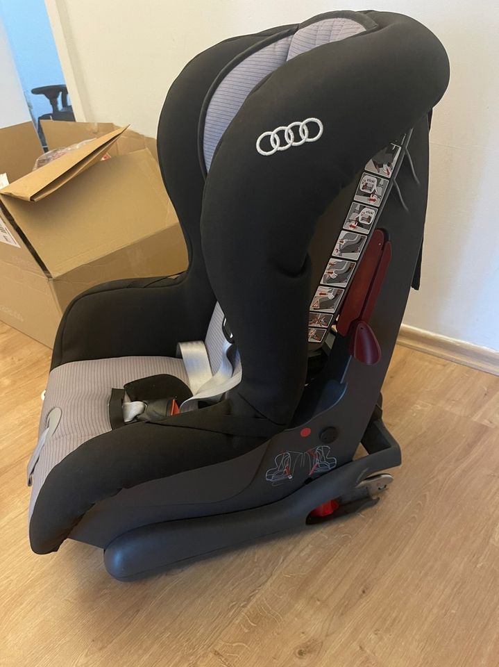 Autokindersitz wie NEU Audi in Wuppertal