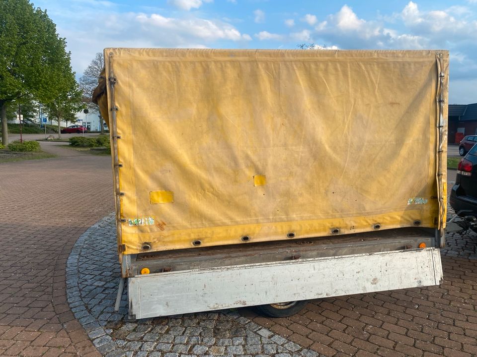 PKW Anhänger Hochlader, Heinemann mit 1300kg zul. Gesamtgewicht in Elbe-Parey