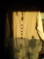 Traumhafte Amann Bluse beige-weiß Gr.L bestickt Mittelal Leinen Hessen - Schwalmstadt Vorschau