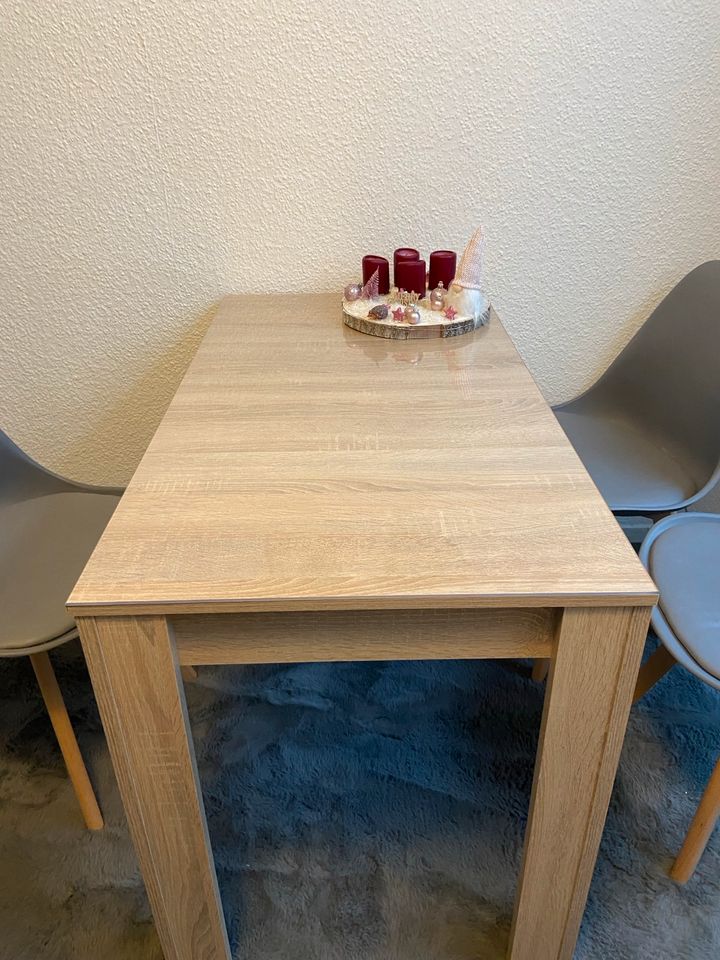 Esstisch, Tisch in Bad Langensalza