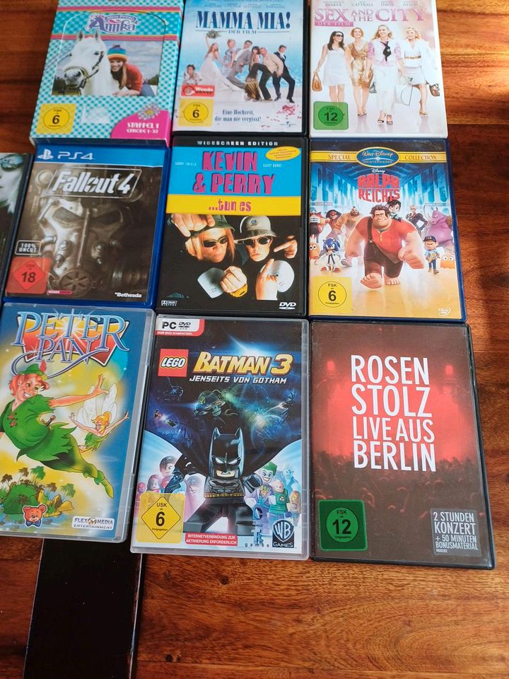 10 DVD von jeden etwas. in Leipzig