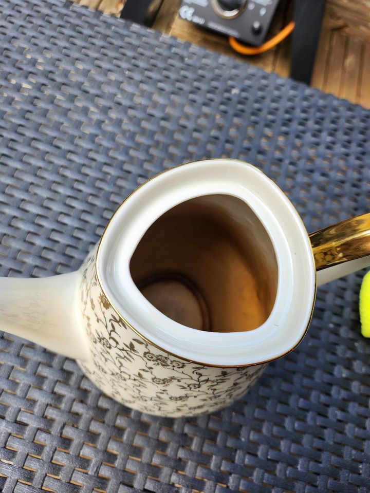 Bavaria Teekanne oder Kaffekanne in Aarbergen