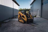 CAT 239D3 wie Bobcat Kompaktlader Deltalader Raupe mieten leihen München - Allach-Untermenzing Vorschau