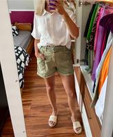 MANGO Paperbag Denim Shorts❣️Gürtel khaki silber Highwaist Ibiza Sachsen - Chemnitz Vorschau