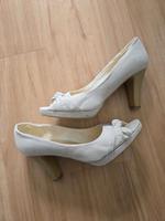 Pumps Größe 40 Absatzschuhe beige Nordrhein-Westfalen - Paderborn Vorschau