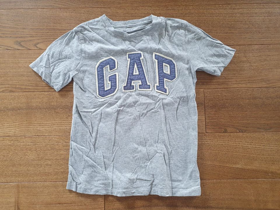 GAP Shirt grau, Gr. 132 /140 - sehr guter Zustand in Schöneck