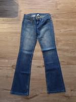 blaue Jeans von Mango, Gr. 38, Claudia, Bootcut Nordrhein-Westfalen - Lüdenscheid Vorschau