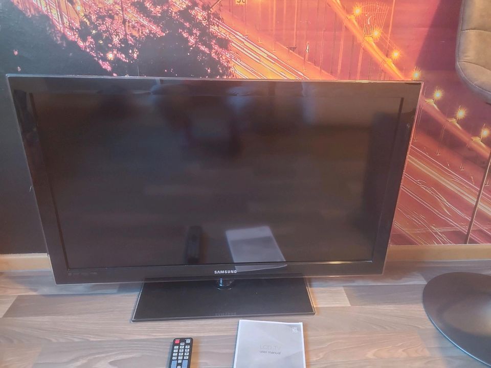 40 Zoll LCD Fernseher von Samsung in Rostock