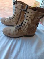 Schöne Stiefel NEU Bayern - Bodenwöhr Vorschau