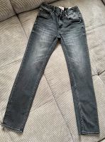 Vingino Jeans Gr. 152 ab 10€ Nordrhein-Westfalen - Krefeld Vorschau