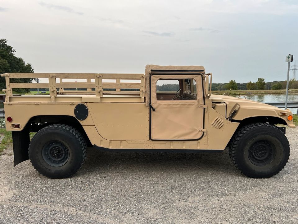 Hummer H1 AM General Humvee HMMWV M998 in Osloß