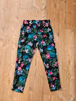 Esmara tolle Hose Gr. 36 bunt Blumen Gummizug Altona - Hamburg Rissen Vorschau