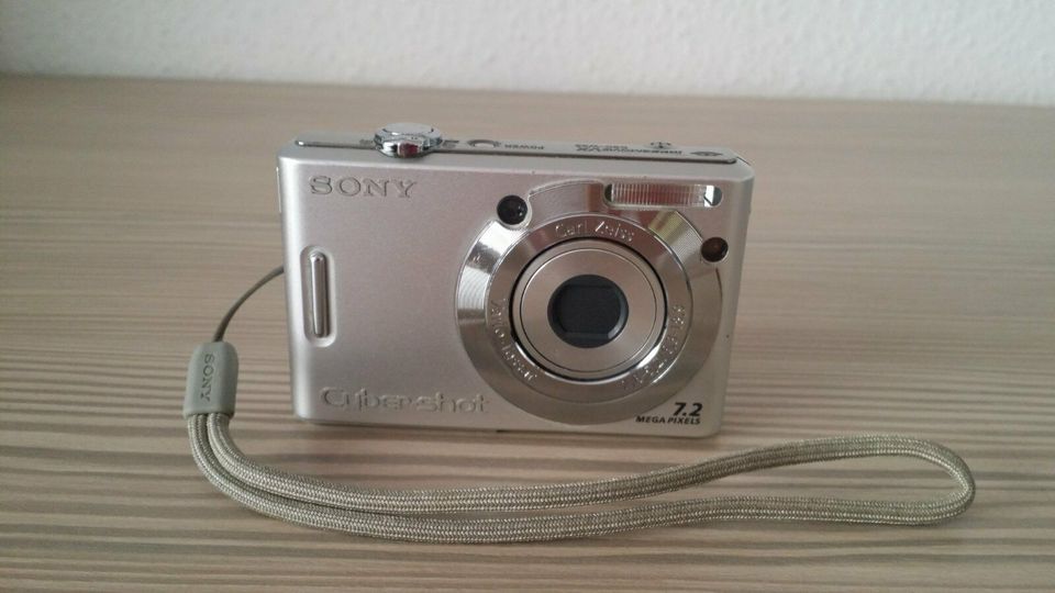 Vintage Sony Cyber-Shot DSC-W35 Digitalkamera in Pforzheim